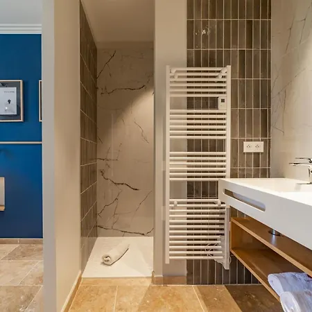 Marcelle En Camargue 4*